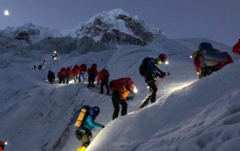 नेपालबाट कोरोना भित्रिन सक्ने भन्दै चीनद्वारा उत्तरी मोहडाबाट हुने सगरमाथा आरोहण अनिश्चितकालका लागि स्थगित